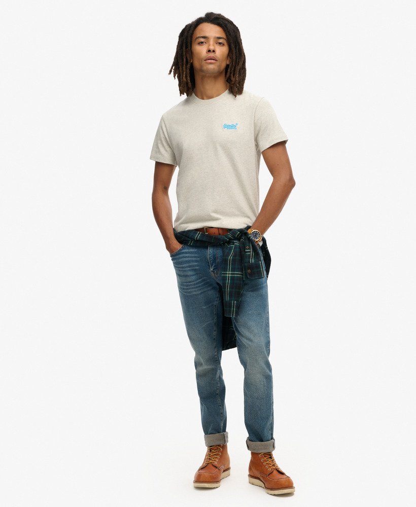 t-shirt met essential-logo van biologisch katoen in de kleuren lighting gry grndlefluro blue.