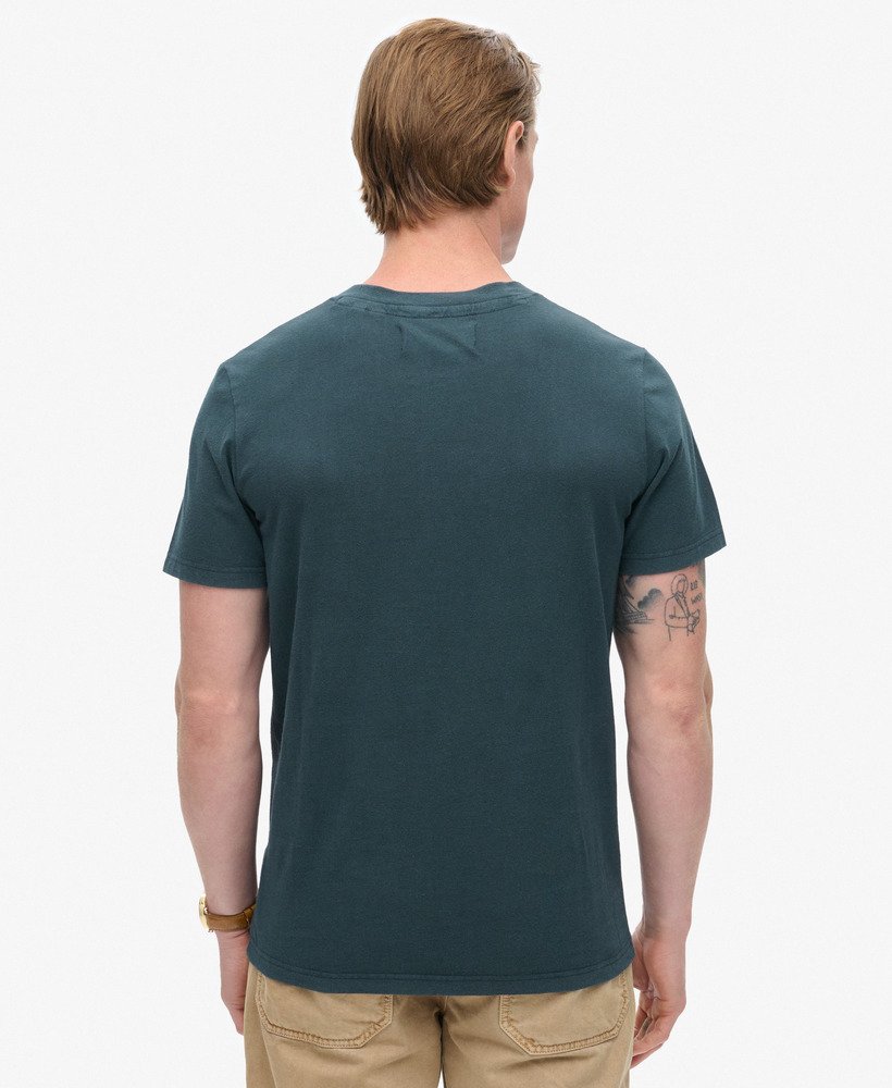 track field graphic t-shirt in eclipse navy