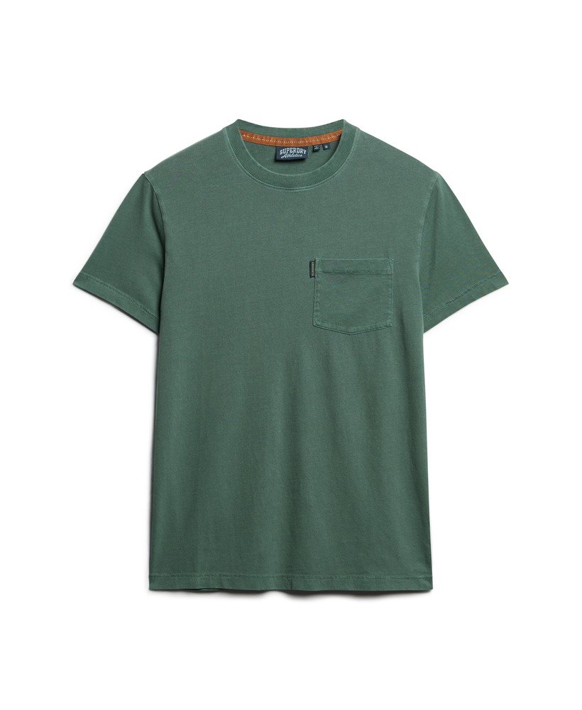 essentieel gewassen t-shirt met zakje in gewassen bosgroen