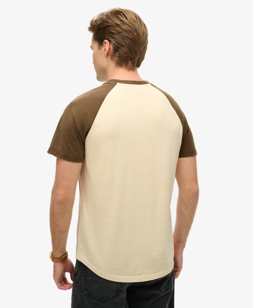 essential logo baseball t-shirt in havermoutgebroken bruin