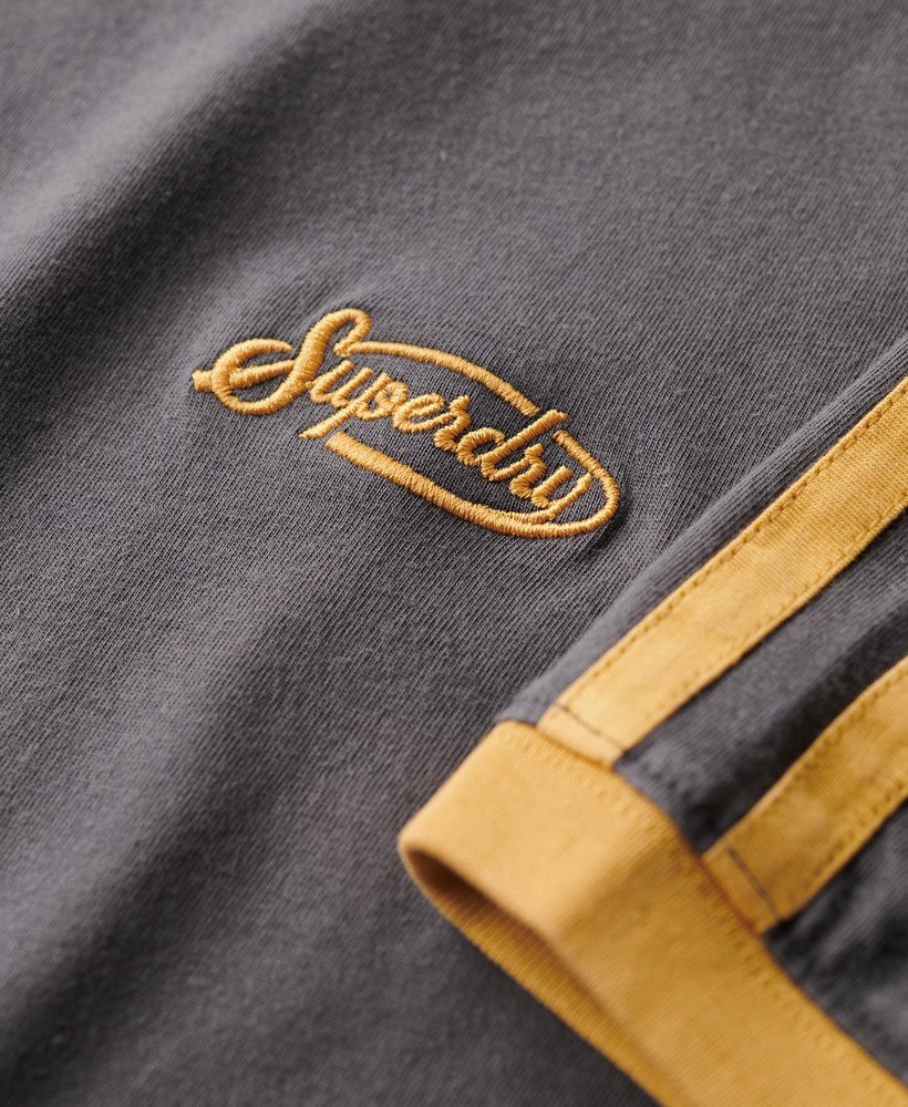 essential logo retro gestreept t-shirt in grafietzwart