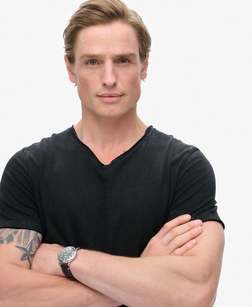 t-shirt met v-hals en rafelige rand in zwart
