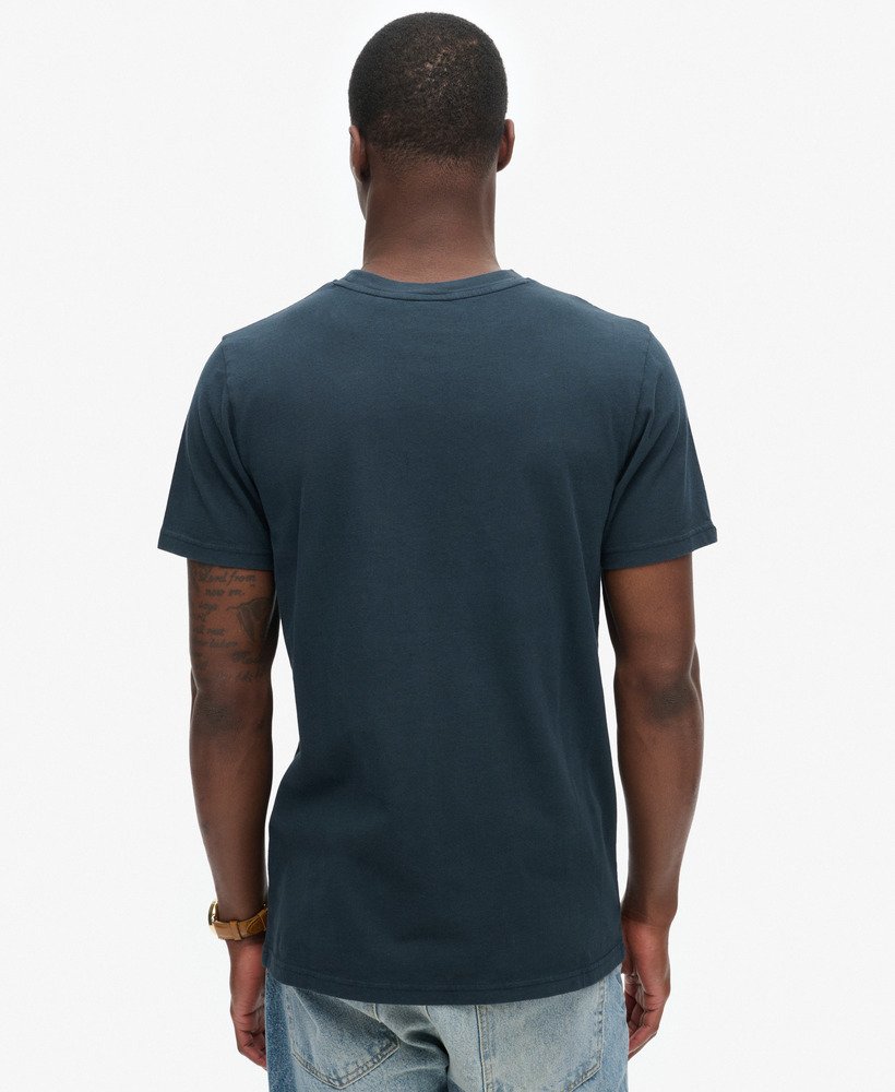 vintage logo graphic t-shirt in eclipse navy