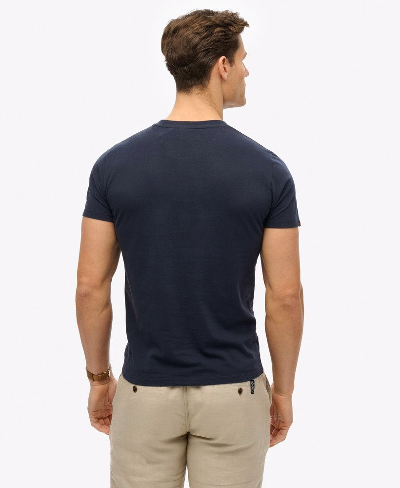 Essentieel geborduurd T-shirt