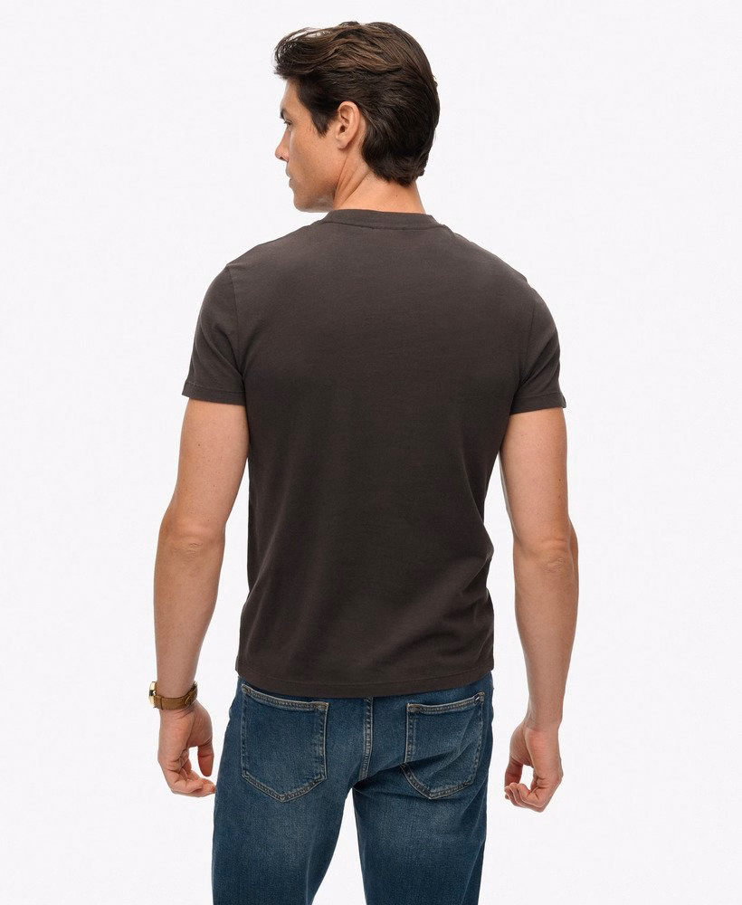 Essential Logo T-shirt