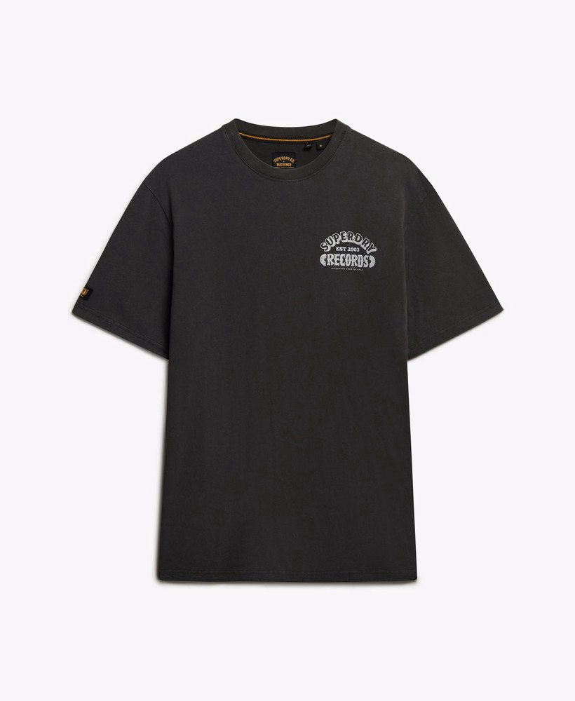 Oversized T-shirt van een platenlabel