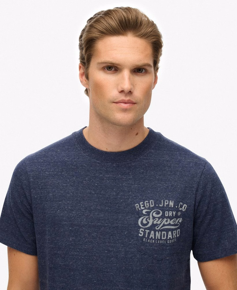 T-shirt in industriële stijl