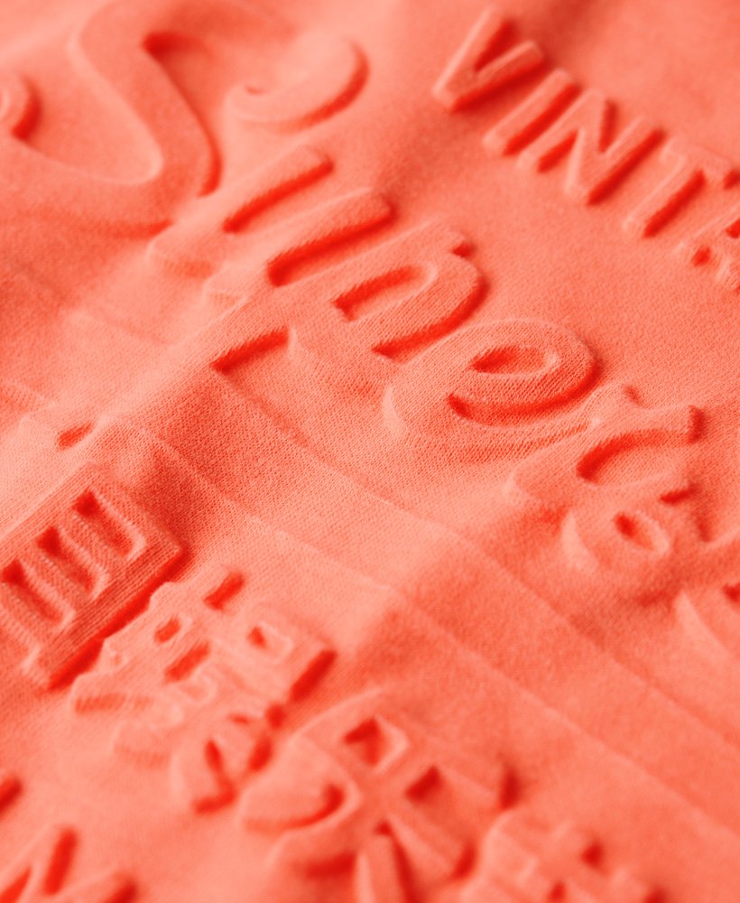 t-shirt met reliëf vintage logo in fusion coral