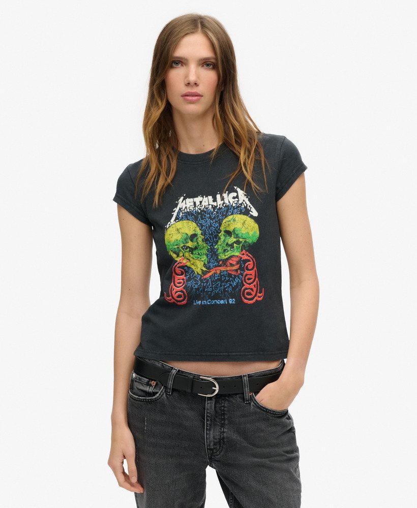 metallica x superdry t-shirt met korte mouwen in een stevige zwarte uitvoering.