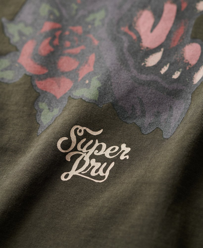 tattoo graphic 90s fit t-shirt in donkergrijsgroen