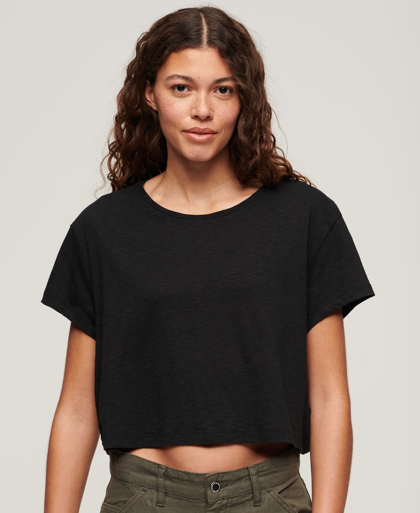 losvallend cropped t-shirt in zwart