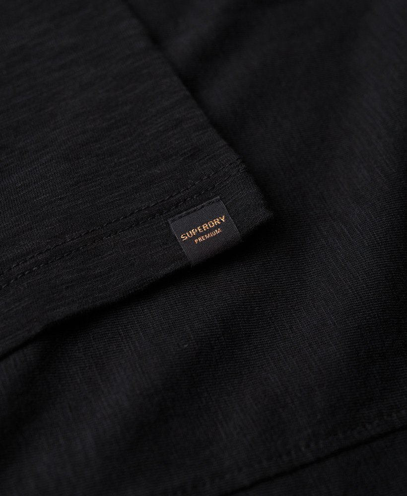 losvallend cropped t-shirt in zwart