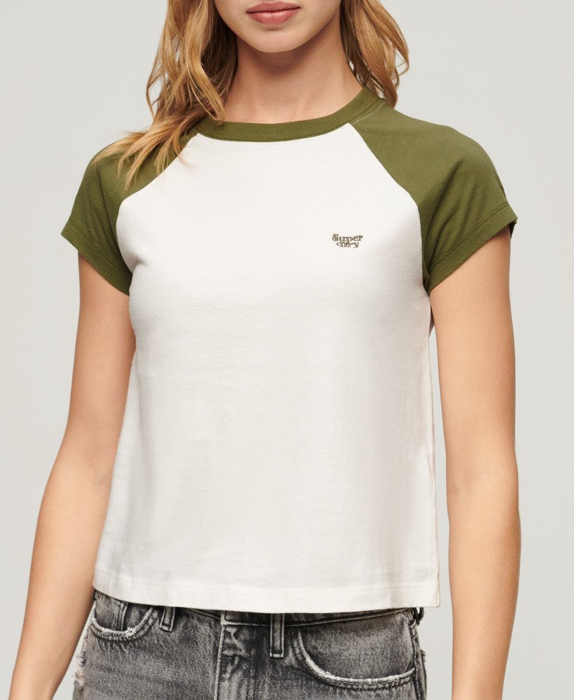 t-shirt met essential logo van biologisch katoen in olijfgroengebroken wit.