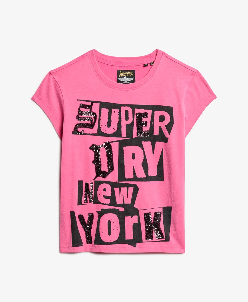 versierd punk t-shirt met korte mouwen in een lieflijke fuchsia roze kleur.