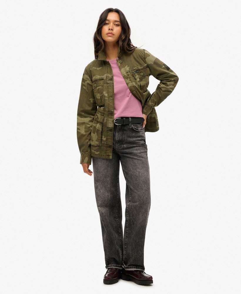 getailleerd t-shirt met strass-steentjes in een donkere orchidee-paarse kleur