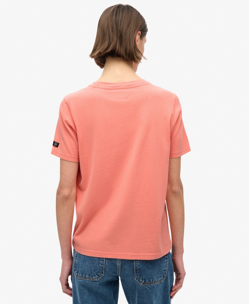 klassiek vintage logo-t-shirt met relaxte pasvorm in de kleur burnt coral.