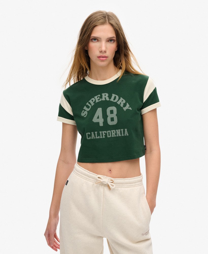 athletic essentials graphic ringer t-shirt in emaillegroen