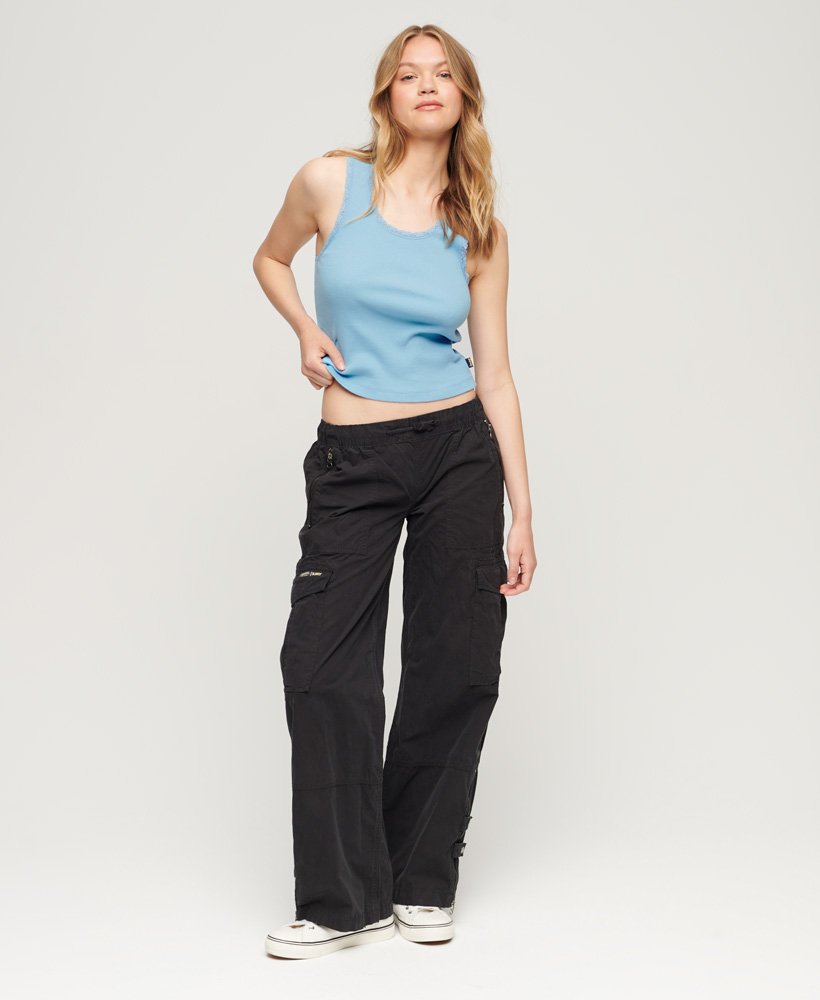 vintage vestje met kanten rand van athletic essentials in air blue