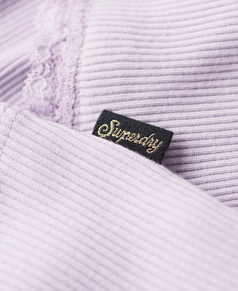 vintage vestje met kanten rand van athletic essentials in palma violet