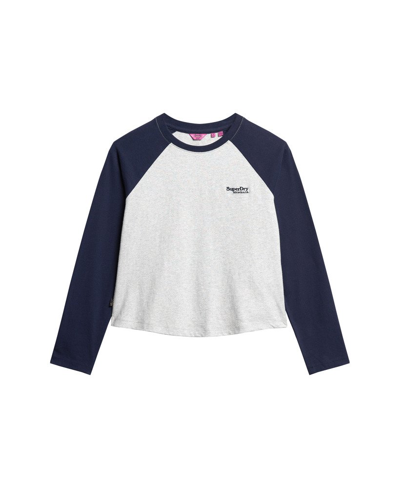 essential logo baseball top met lange mouwen in de kleur richest navyglacier grey marl.
