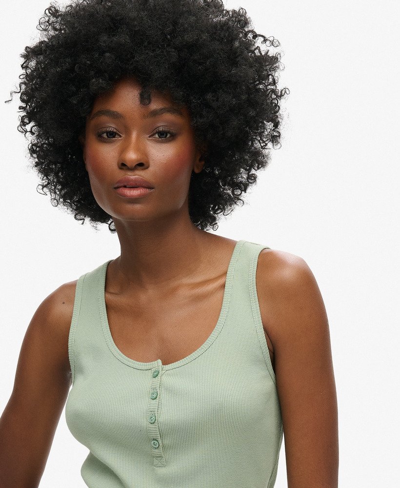 athletic essentials button down vest top in licht jadegroen