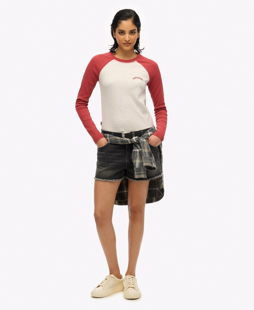 Essential Logo Ribbed Baseball Long Sleeve Top