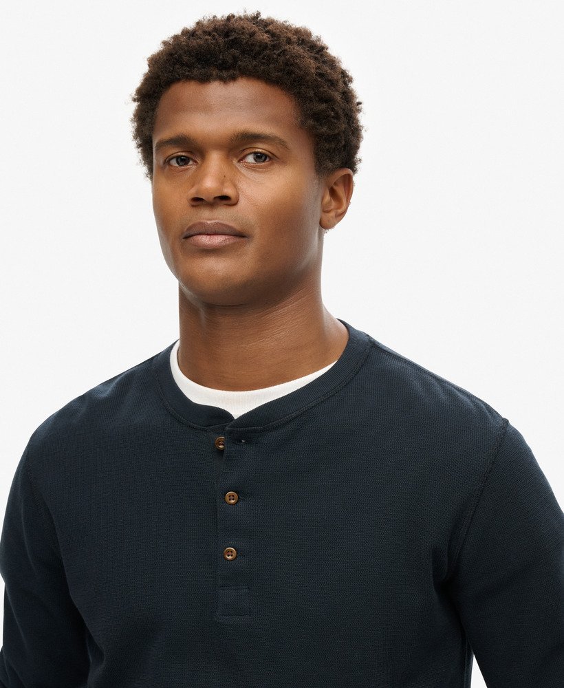 top met lange mouwen en wafelstructuur en halve knoopsluiting in eclipse navy