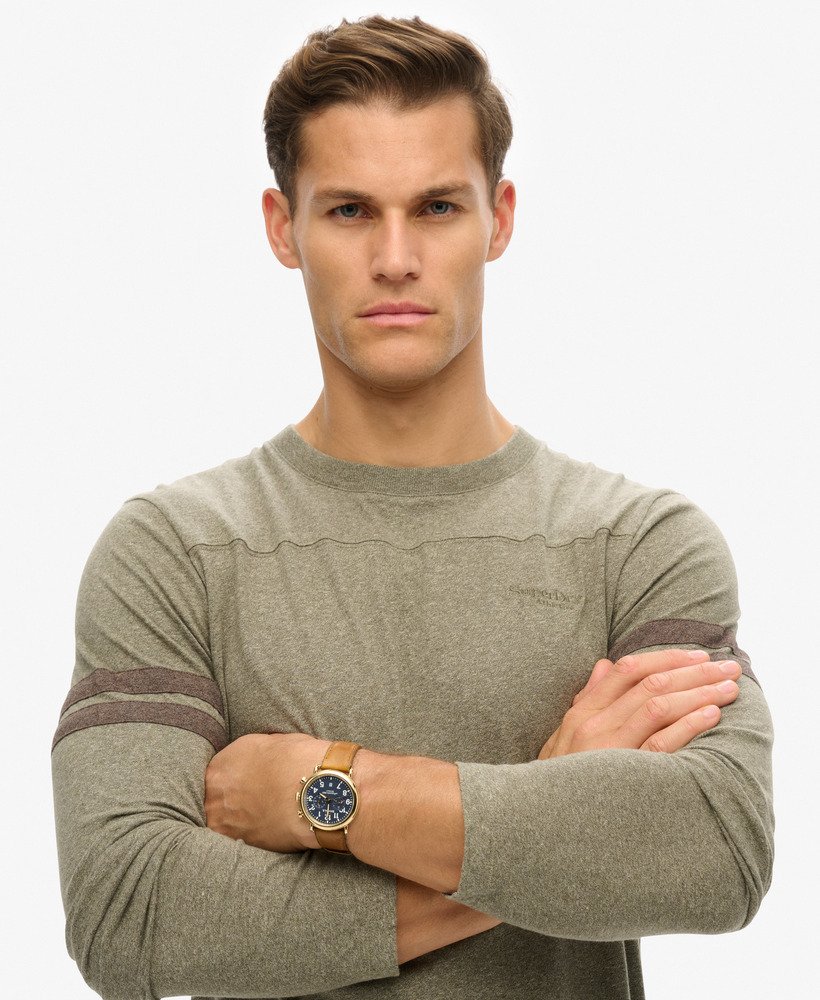 essential logo varsity top met lange mouwen in ash olive marlcocoa brown marl