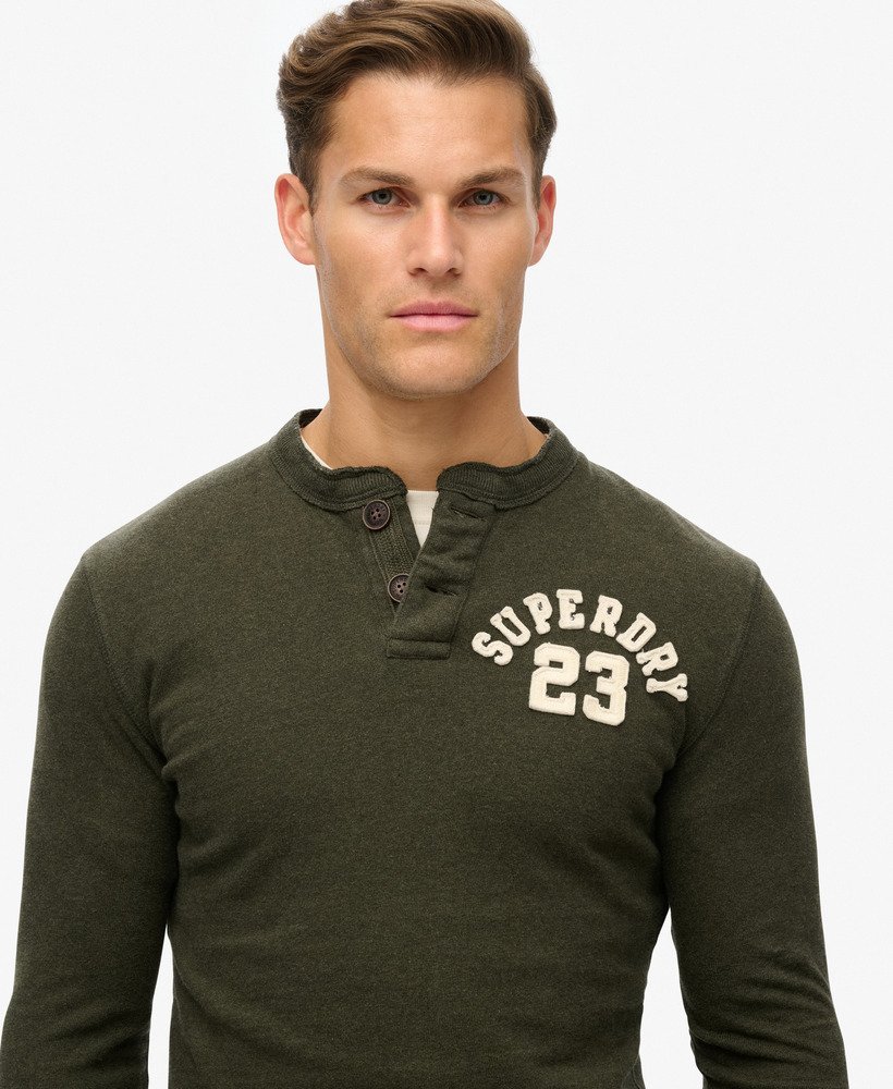 vintage sportieve top met lange mouwen in de kleur grandad in de kleur campus green grit.