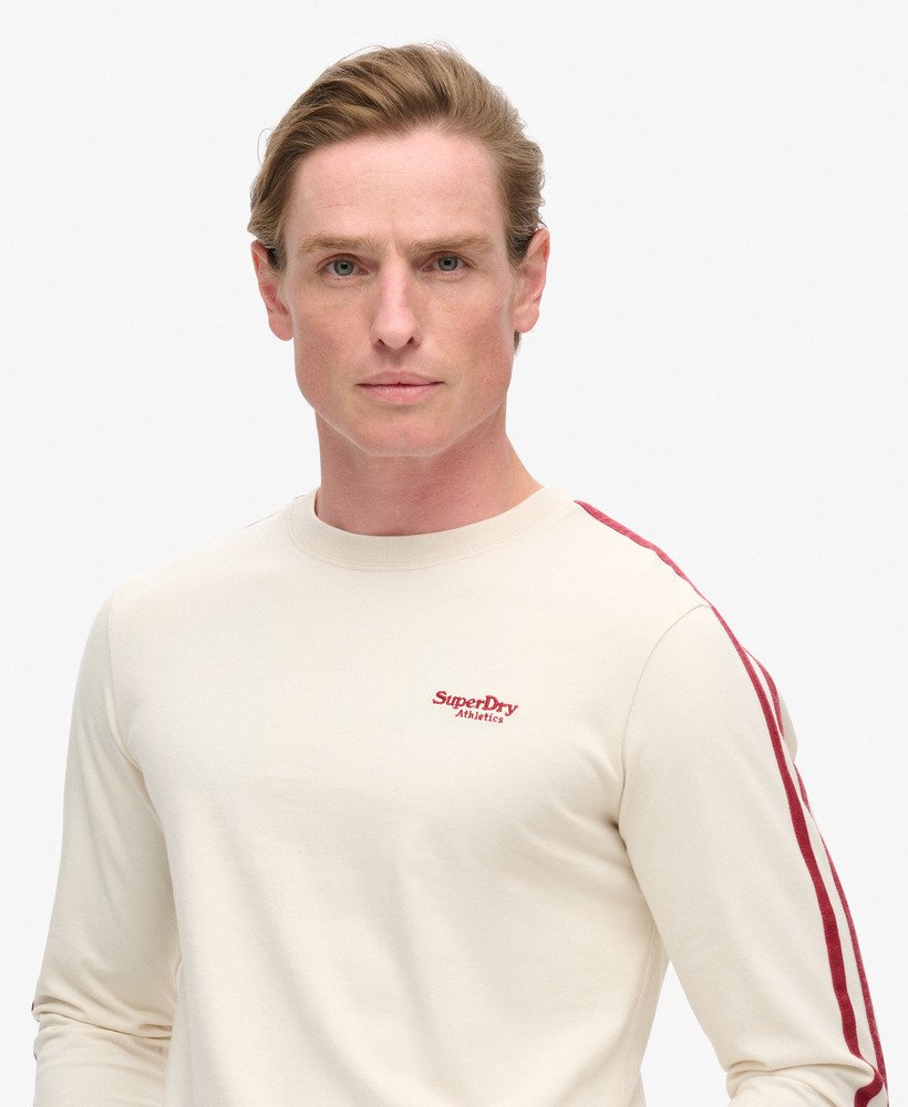 essential logo retro top met lange mouwen in wit zand