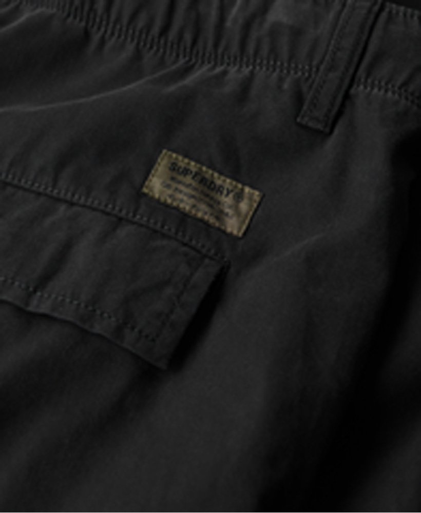 biologische katoenen vintage cargobroek met parachuteprint in gitzwart.