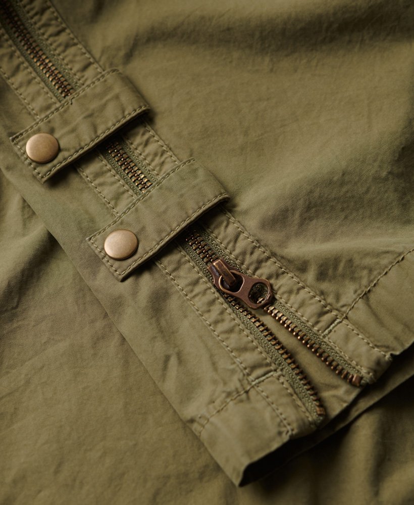cargo broek met lage taille en wijde pijpen in trekking olijfgroen