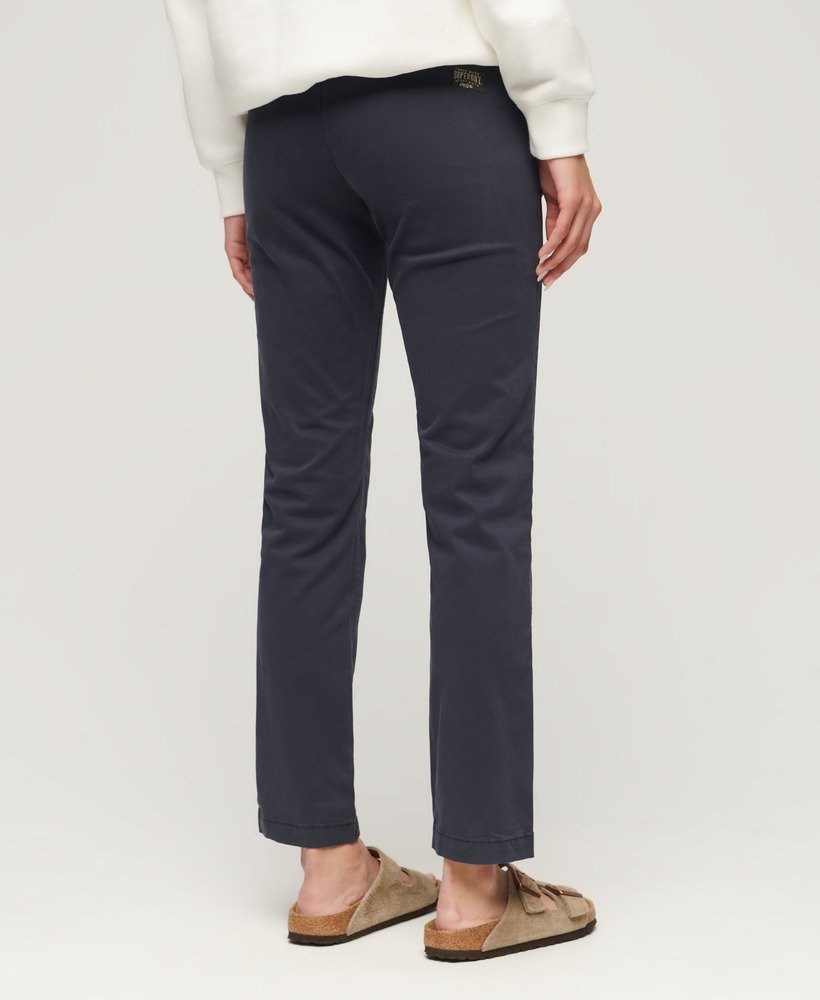 chino broek met middelhoge taille in eclipse navy
