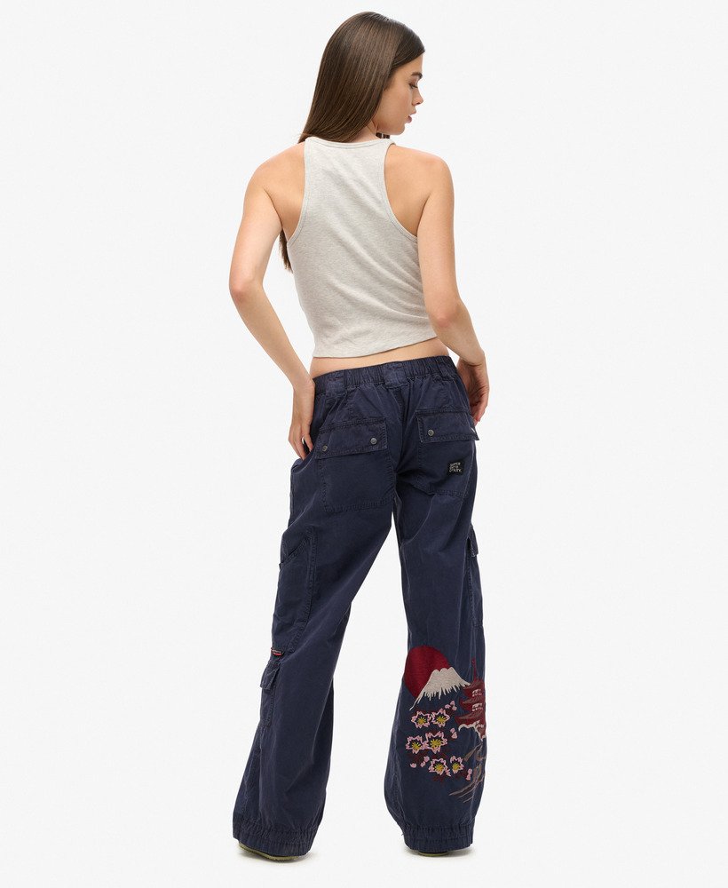 geborduurde cargobroek met lage taille in lauren navy