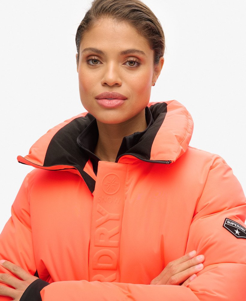 ski slalom puffer jacket in volcanic coral